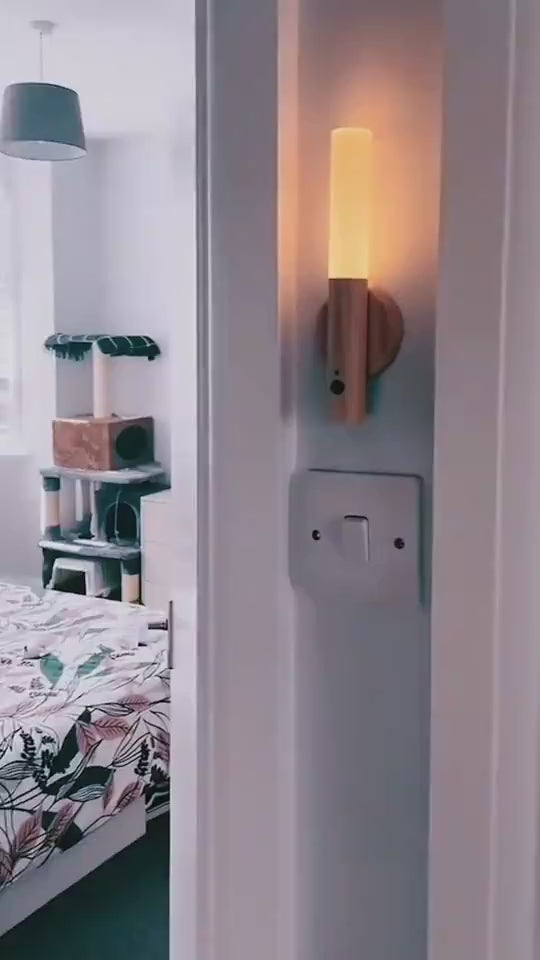 LED wooden USB light being attached to wall, disassemled and charged via USB.