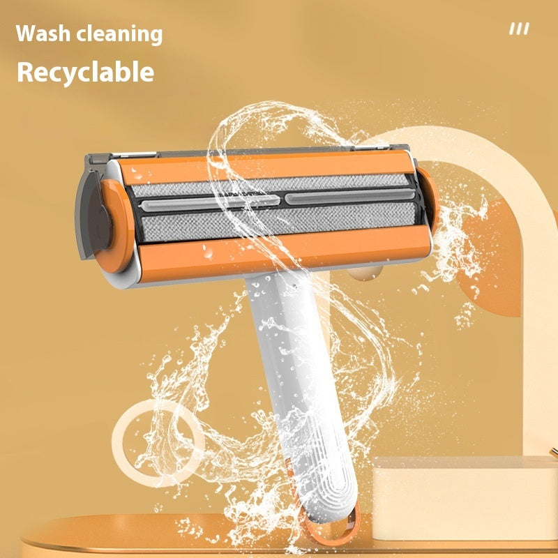 Cleaning tool with water splashes on a beige background, emphasizing washability and recyclability.